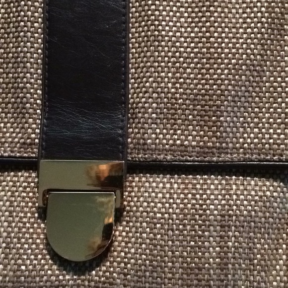 Banana Republic brown clutch leather gold clasp - Picture 2 of 5